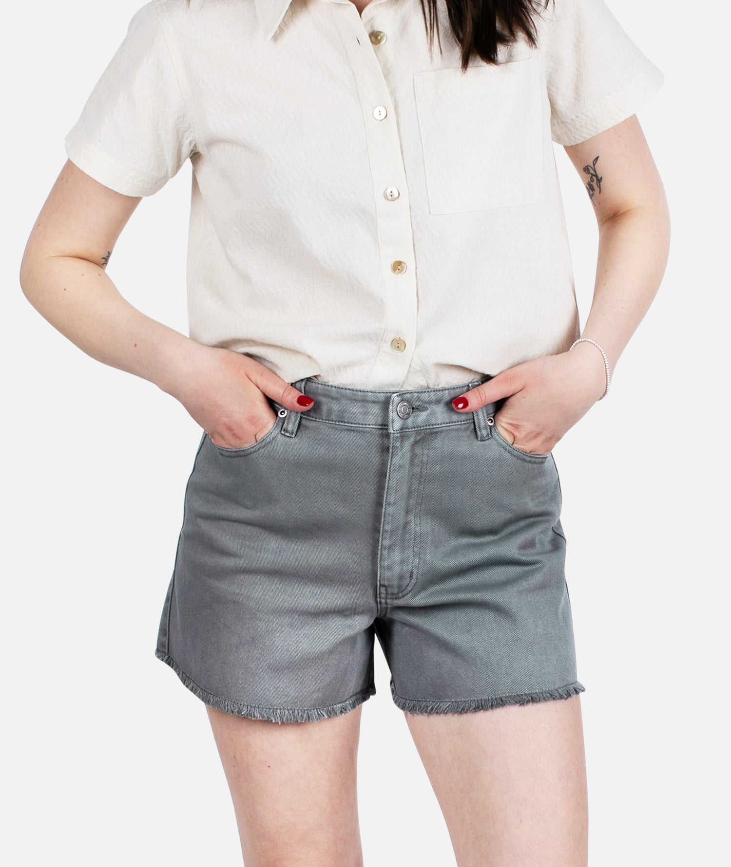 Group: Elle Short